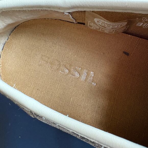 Fossil Gold Metallic Shimmer Statement Sneakers Lace Up Comfort Shoes Size 7 - Picture 10 of 10